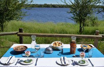 Bakwena Lodge 카사네 외부 사진