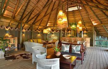 Bakwena Lodge 카사네 외부 사진