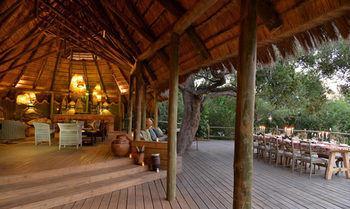 Bakwena Lodge 카사네 외부 사진