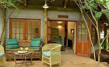 Bakwena Lodge 카사네 외부 사진
